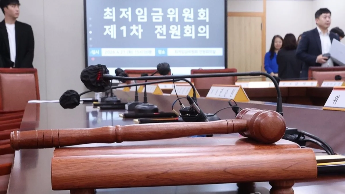 월급이 최저임금을 넘는지는 209시간으로 나눠 확인합니다